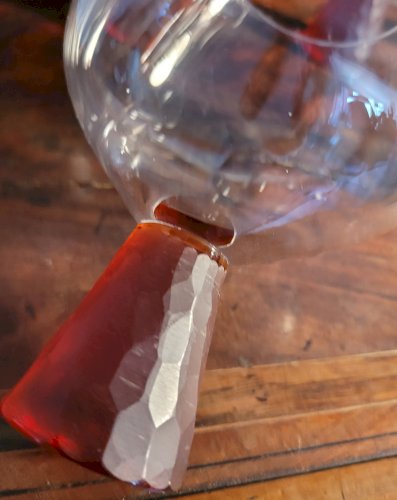 Lot 5 verres à pied Grand Marnier pied rouge à facette.