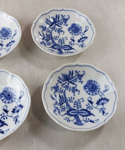 Lot 6 anciennes coupelles, décor Blue Onion / porcelaine Tchécoslovaquie / Czech