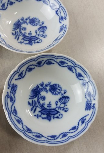 Lot 6 anciennes coupelles, décor Blue Onion / porcelaine Tchécoslovaquie / Czech