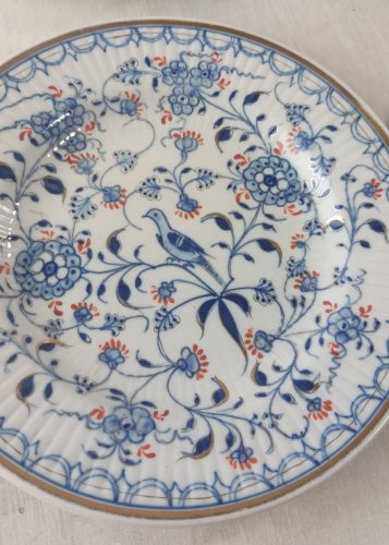 Lot 6 assiettes en porcelaine, décor fleurs et oiseaux, Greiner Rauenstein