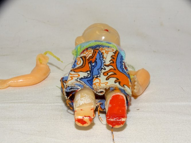 -LOT 6 PETITES POUPEES ANCIENNES DONT 1 BEBE MATTEL de 1973 COLLECTION JOUETS  D