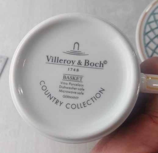 Lot 6 tasses + 6 sous tasses à café, décor Basket, en céramique Villeroy & Boch