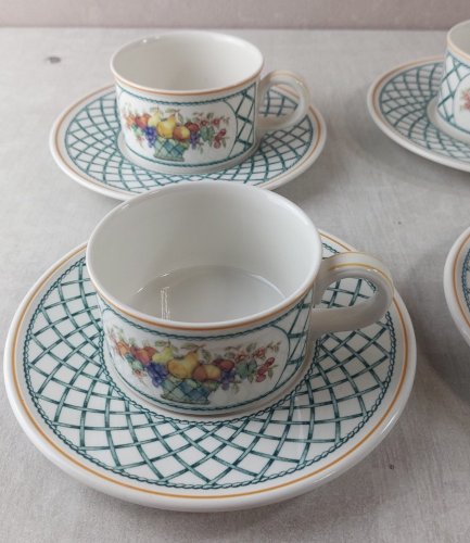 Lot 6 tasses + 6 sous tasses à café, décor Basket, en céramique Villeroy & Boch