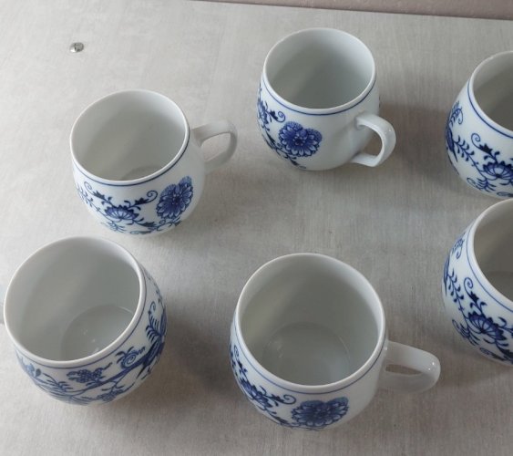 Lot 6 tasses / mugs banak, décor Blue Onion / porcelaine Tchécoslovaquie / Czech