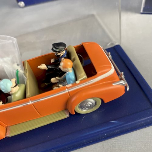 Lot 6 véhicule miniature TINTIN en voiture Hergé dt objectif lune, au tibet, ...