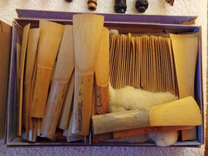 Lot 67 Anche Hautbois Instrument  Musique à vent Ancien Old Wind Instrument