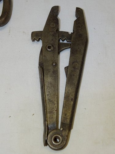 -LOT  7 CLES A MOLETTE CLES ANGLAISES DONT VERJOUX SUB SAM etc... OUTIL ANCIEN D