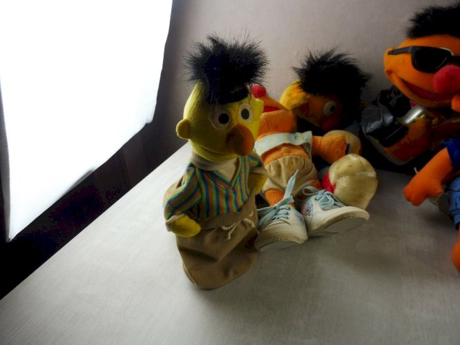 Lot 8 peluches Bart et Ernerst / Bert & Ernie dont parlants, Tyco, Fischer Price