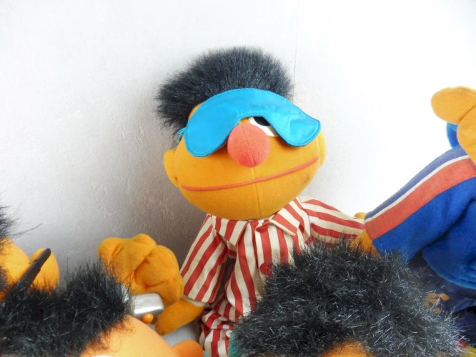 Lot 8 peluches Bart et Ernerst / Bert & Ernie dont parlants, Tyco, Fischer Price