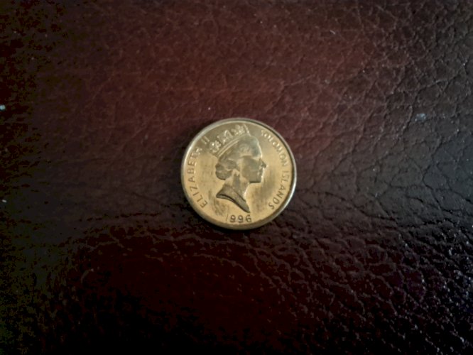 Lot actions, billets, enveloppes 1er jour, timbres, monnaies, cartes postales,..