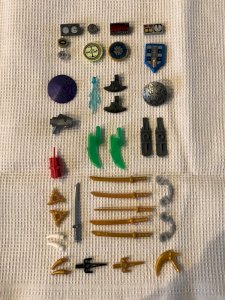 Lot d armes et d accessoires Lego