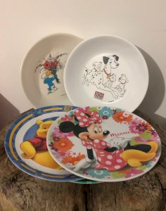 Lot d assiettes enfants en plastique