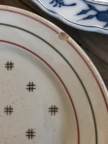 Lot d assiettes plates anciennes dépareillées