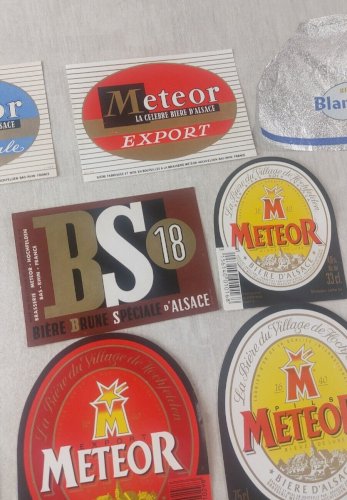 Lot danciennes étiquettes de bouteilles de bière, Méteor, BS18, blanche