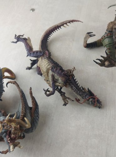 Lot d'anciennes figurines, dragons McFarlane, TMP