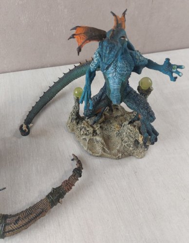 Lot d'anciennes figurines, dragons McFarlane, TMP