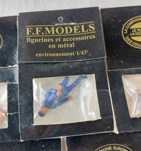 Lot d'anciennes figurines, en métal, F.F. Models, Mad 1/43