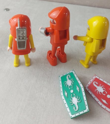 Lot danciennes figurines, médiévales / Moyen Age, astronaute, Playmobil Geobra