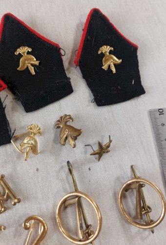 Lot d'anciennes insignes, Belgique ^