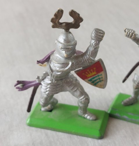 Lot d'anciens soldats, chevaliers / Moyen Age, Britains Deetail