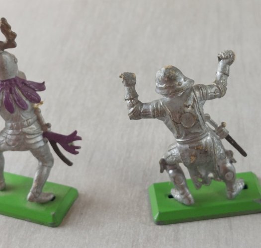 Lot d'anciens soldats, chevaliers / Moyen Age, Britains Deetail