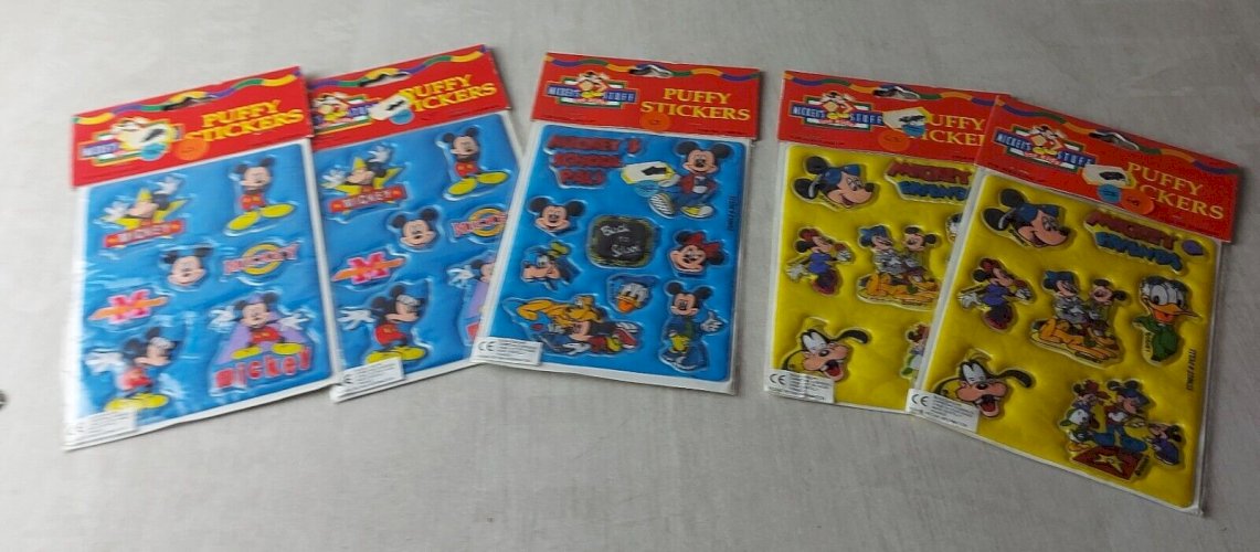 Lot danciens stickers / Puffy Stickers, Mickey Stuff, vintage