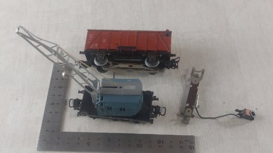 Lot d'anciens wagons dont grue 4611, Märklin, en HO