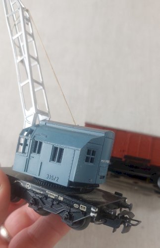 Lot d'anciens wagons dont grue 4611, Märklin, en HO