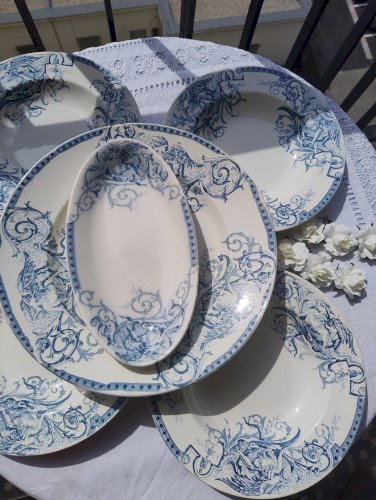 Lot d'assiettes kg Lunéville griffon 