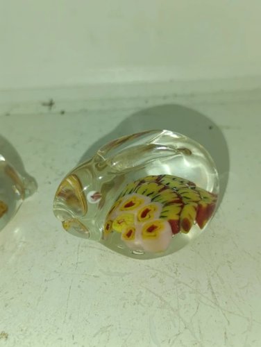 lot de 1 petites sculptures en verre style murano en bon etat