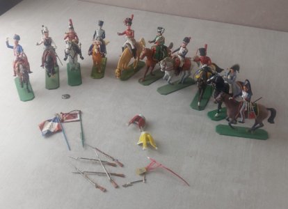 Set of 10 vintage soldier / cavalry figurines, Historex, made of plastic
