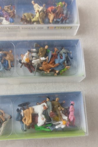 Lot de 108 figurines pour maquette train HO, Faller 153002 + 153001