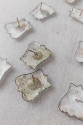 Lot de 12 anciennes plaques / chiffres romains émaillés, pour horloge