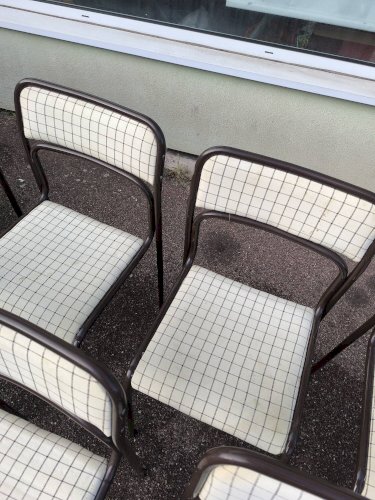 Lot de 12 chaises danois métal et tissu vintage