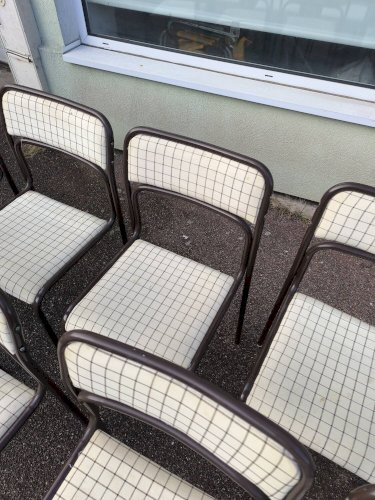 Lot de 12 chaises danois métal et tissu vintage