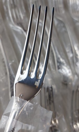 Lot de 12 fourchettes, décor Marly, en métal argenté, Christofle ^