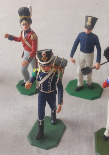 Lot de 15 anciennes figurines soldats, Historex, en plastique, 1/32