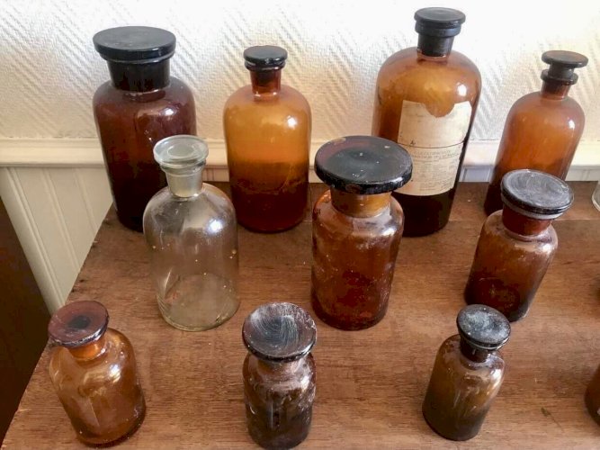 Lot De 15 Flacons D’apothicaire Vintage, Decoration Retro