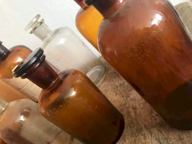 Lot De 15 Flacons D’apothicaire Vintage, Decoration Retro