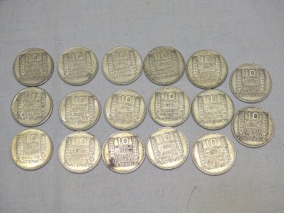 LOT OF 17 COINS 10 FRENCH FRANCS TURIN SILVER 1930, 33, 34 ANTIQUE COINS