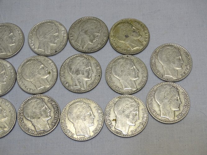 - LOT DE 17 PIECES 10 FRANCS TURIN ARGENT 1930,33,34 MONNAIE ANCIENNE