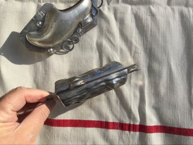 Lot de 2 ANCIEN MOULE A CHOCOLAT  bûche et sabot