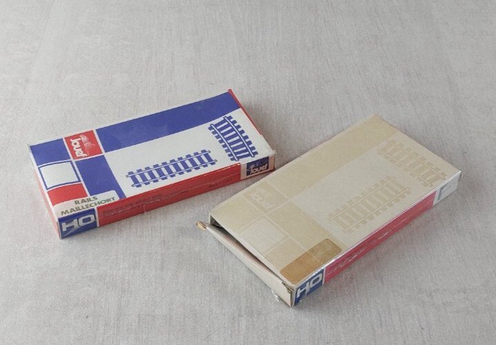 Lot de 2 boîtes de rails de protection de boucle, Jouef 9365