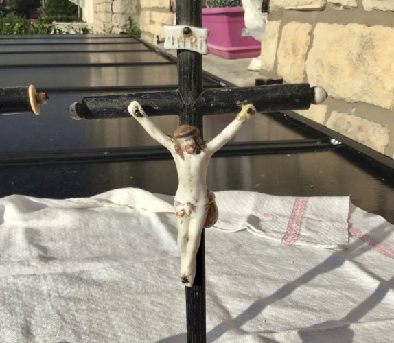 Lot de 2 Christ Crucifix Bois Noirci Napoleon III XIXèm 1 en boiscuit Porcelaine