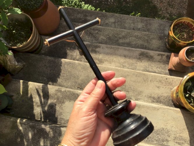 Lot de 2 Christ Crucifix Bois Noirci Napoleon III XIXèm 1 en boiscuit Porcelaine