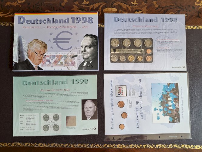 Lot de 2 dossiers d'Allemagne : l'adieu au deutsche mark et l'arrivée de l'euro, monnaies et timbres.