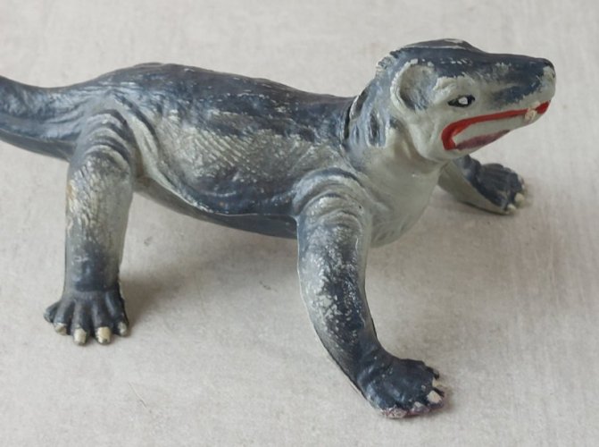 Lot de 2 figurines dinosaure, Cynognatus, en plastique peint, Starlux ^
