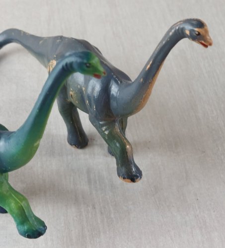 Lot de 2 figurines dinosaure, Diplodocus, en plastique peint, Starlux ^
