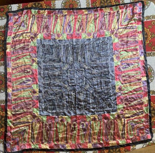 lot de 2 Foulards TORRENTE en soie vintage décor abstrait
