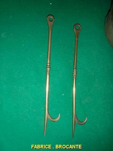 LOT DE 2 LAMPES A HUILE